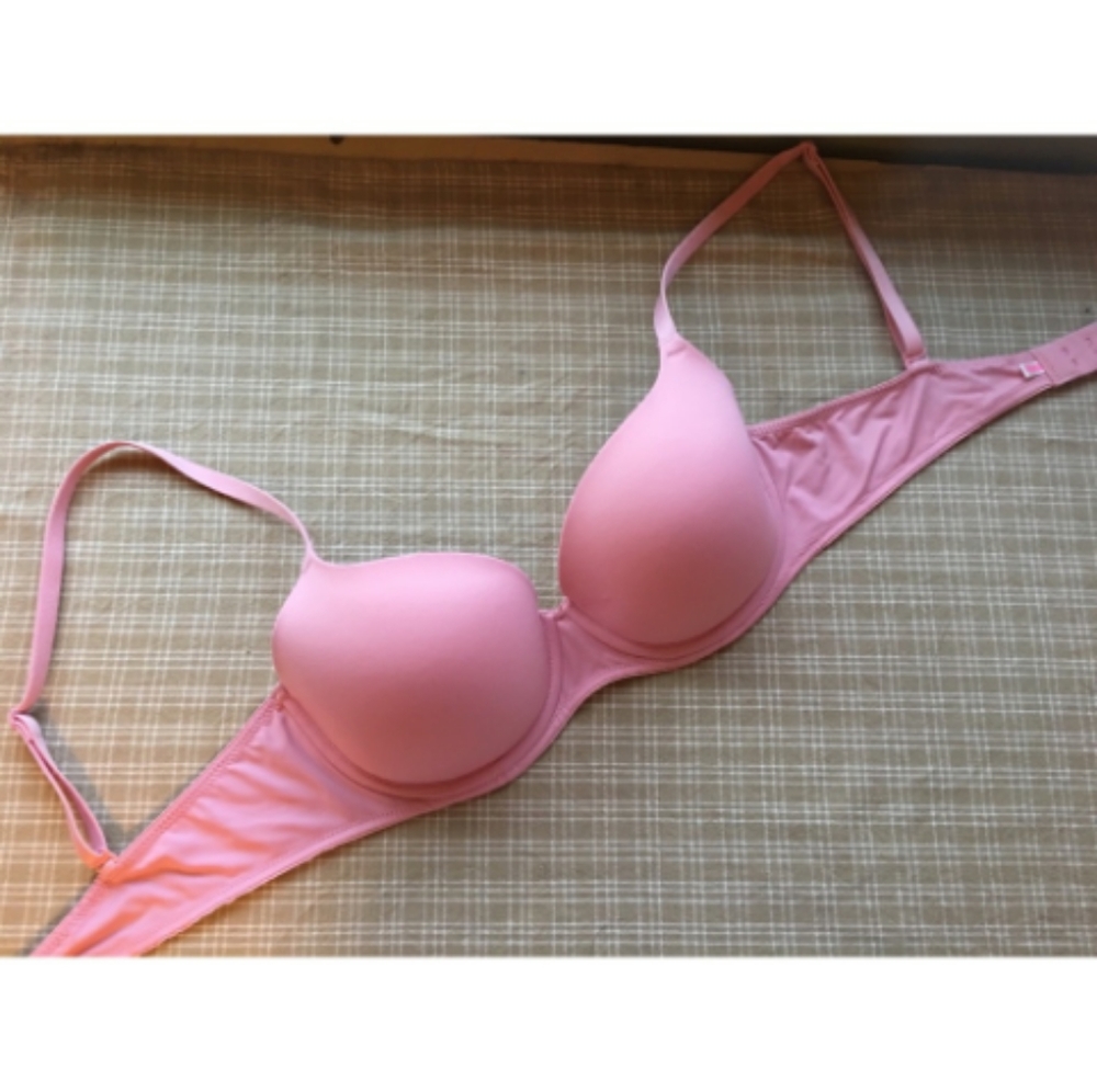 PINK Wear Everywhere Lightly Lined Demi Bra. 34C